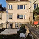 Penthouse With Garden And Amazing View, アパート ベルゲン