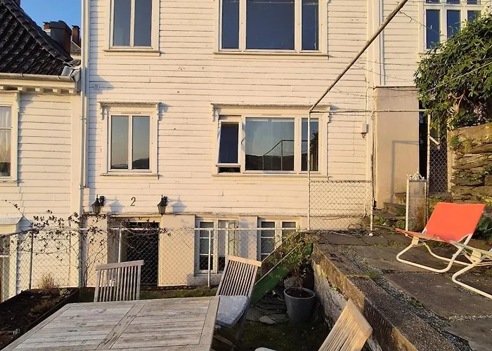 Penthouse With Garden And Amazing View, Leilighet Bergen