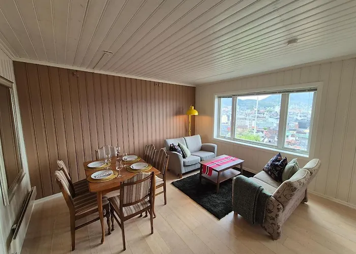 Leilighet Penthouse With Garden And Amazing View, Bergen